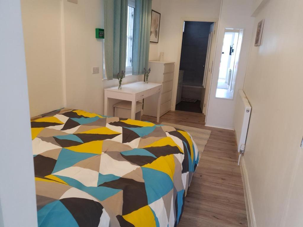 Star London Brent Street Cosy 1-Bed Hideaway Διαμέρισμα Hendon Εξωτερικό φωτογραφία